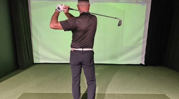 Retired veterinarian finds his swing at Golf Performance Center